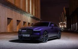 Rolls-Royce Spectre phiên bản Black Badge có giá 20,6 tỷ đồng tại Việt Nam