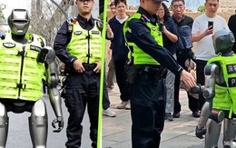 Trung Quốc biến phim viễn tưởng thành hiện thực: Robot cảnh sát đi tuần trên đường phố cùng con người