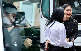 Lễ an táng diễn viên Quý Bình: Vợ tựa đầu ôm chặt di ảnh, Vân Trang và các nghệ sĩ bật khóc, nhiều người dân đội nắng tiễn đưa