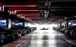 Siêu xe Audi gửi ở bãi đậu xe suốt hơn 10 năm, mất hơn 1,2 tỷ đồng tiền phí nhưng “chủ không đến trả”: Biết được lý do, quản lý bãi đỗ xe tuyên bố "1 đồng cũng không lấy”