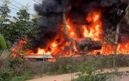 Xe bồn chở xăng cháy dữ dội trên cao tốc, người dân chỉ kịp cứu một người, tài xế tử vong trong xe