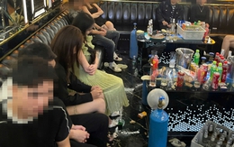 9 “chân dài” cùng 8 người đàn ông sử dụng chất cấm lúc rạng sáng