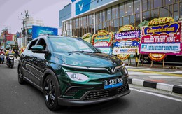 'Cú nước rút' của VinFast tại xứ sở vạn đảo: Hợp tác 'ông lớn' khai thác 150 xưởng dịch vụ, miễn phí sạc đến năm 2028