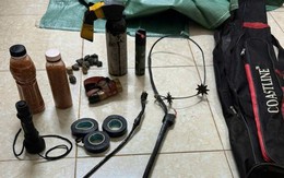 CLIP: 2 đối tượng trộm chó xịt hơi cay vào công an để chống trả