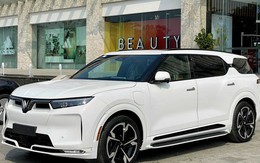 VinFast điều chỉnh giá bán nhiều mẫu ô tô điện: VF 6 thấp nhất 694 triệu đồng, thêm nhiều trang bị xịn xò đáng tiền