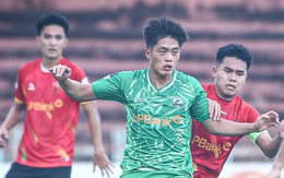 HLV Việt Thắng xúc động sau chiến thắng trước Long An