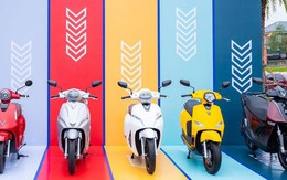 So găng VinFast Evo200 và Honda ICON: Giá bán, tốc độ, pin - xe nào vượt trội?