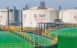 Thương chiến lan sang lĩnh vực năng lượng, Trung Quốc dừng hoàn toàn nhập khẩu LNG của Mỹ trong hơn 2 tháng, Nga sắp được hưởng lợi?