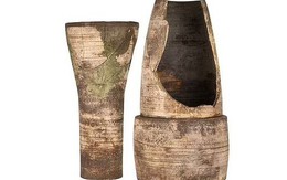 Chậu hoa vỡ làm đôi được bán giá 1,6 tỷ đồng, đại gia bí ẩn vẫn xuống tiền mua