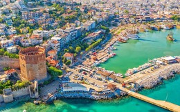 Thành phố bãi biển tuyệt đẹp nhưng có giá rẻ nhất châu Âu