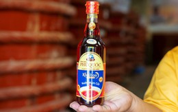 Quyền lực trong 3cm: Chi tiết nhỏ trên chai nước mắm Phú Quốc có thể "hạ gục" khách hàng Âu, Mỹ khó tính