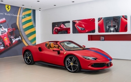 Ảnh thực tế Ferrari 296 GTS độc nhất Việt Nam: Màu sơn giống xe đua F1, nhiều chi tiết hiếm có trên siêu xe trong nước