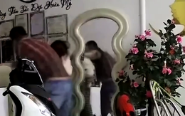 Phẫn nộ trước clip người chồng vừa đánh đập vợ vừa chửi “ăn bám”