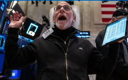 Ông Trump dịu giọng với Fed và Trung Quốc, chứng khoán Mỹ lập tức tăng vọt: Dow Jones tăng hơn 1.000 điểm, Nasdaq tăng gần 4%