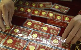 Giá vàng bất ngờ vọt tăng