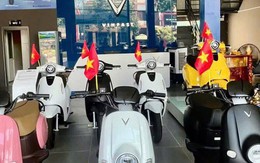 Khách mua xe máy điện VinFast liên tục 'trúng lớn': Sạc pin miễn phí 1 năm - mẫu thấp nhất giá chỉ còn 14,9 triệu đồng