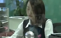 Người phụ nữ gửi tiết kiệm 200 tỷ, 30 phút sau số dư chỉ còn 0: Ngân hàng tuyên bố "Đó là lỗi của chị"