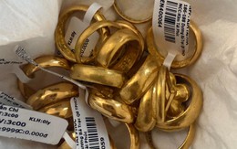 Dọn nhà tìm thấy 20 chiếc nhẫn vàng trong thùng rác, cô gái gọi điện hỏi thì mẹ nói câu ngỡ ngàng