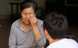 Va chạm với siêu xe Audi khi đi bộ sang đường, cụ bà phải nhập viện, yêu cầu bồi thường 3,5 tỷ đồng, tòa án khẳng định: Chủ ô tô không cần đền bù