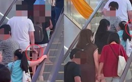 Đang đi cùng vợ con, người đàn ông có hành động "đáng xấu hổ"