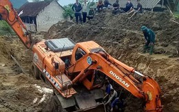 Xuống giếng sâu nạo vét, 3 người tử vong