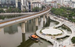 Sân khấu nổi 'độc nhất vô nhị' tại hồ Hoàng Cầu dần lộ diện