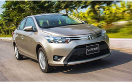 Toyota giảm giá mạnh: Xe "ăn" xăng chưa đến 4L/100km cũng có mặt, "huyền thoại" Vios còn có thêm quà