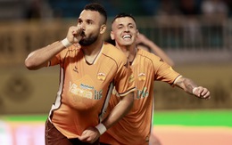 HAGL thắng sốc ở phút 99, gần như đập tan mộng vô địch V.League của HLV châu Âu