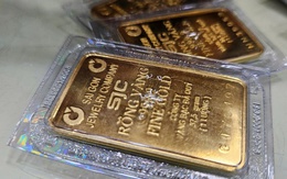Tối nay 12-5, giá vàng đang giảm rất mạnh
