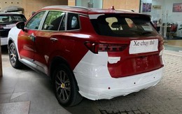 Lô xe Ford Territory 2025 đã lăn bánh trên đường phố Việt Nam, để lộ cụm đèn LED mới, mâm mới, dễ ra mắt trong thời gian gần cạnh tranh CX-5, Tucson