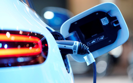 Bỏ xăng, chạy điện: Người dùng "đút lợn" ngay 27 triệu mỗi năm!