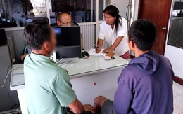 Giật tiền của chủ tiệm mì, tên cướp đang chạy trốn thì gặp tình huống éo le khiến hắn "sa lưới"