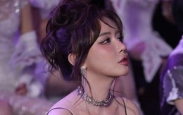 Hàng trăm fan xếp hàng chờ Phương Mỹ Chi, Pháo và 28 em xinh