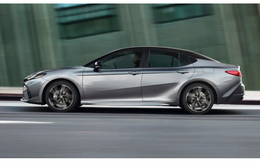 Mẫu sedan Toyota bán ra cao kỷ lục, gấp gần 50 lần Honda Accord, người Việt cực 'ưu ái' phiên bản này