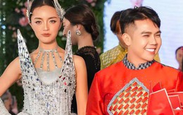 NTK Minh Châu mang áo dài sang Mỹ, xúc động khi được đón nhận