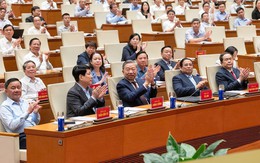 Bộ Chính trị: Tránh lộ thông tin, bí mật Nhà nước liên quan sắp xếp bộ máy