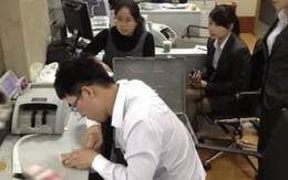 Mẹ qua đời để lại tài sản 21 tỷ, người đàn ông đến ngân hàng rút tiền, nhân viên khẳng định: Anh không có quyền nhận tiền