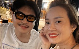 Nam ca sĩ Việt đăng ảnh hạnh phúc bên vợ hơn 8 tuổi, có 2 con riêng