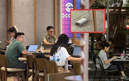 Xôn xao chuỗi cà phê The Coffee House bịt ổ điện, cộng đồng mạng dậy sóng: “Đuổi khéo” khách ngồi lâu?