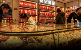 Xu hướng mới gây tranh cãi khắp cõi mạng Trung Quốc: Giới trẻ thuê vàng, mua vàng cưới giả, đối phó với giá cao ngất ngưởng