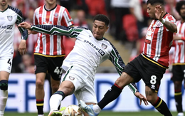 Sunderland trở lại Ngoại hạng Anh bằng bàn thắng trăm triệu bảng