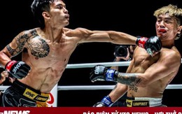 Suýt thua vì thách đối thủ đấm vào mặt, võ sĩ muay Thái tung 2 đòn hiểm lật kèo