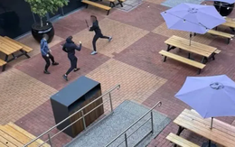 Đâm chém gây hỗn loạn tại trung tâm thương mại Australia