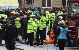 Lao xe vào đám đông ăn mừng chiến thắng của Liverpool, gần 50 người bị thương