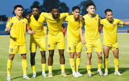 Quảng Nam rộng cửa trụ hạng sau trận thắng Hà Tĩnh