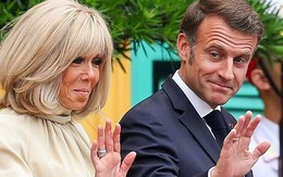 Phong cách thời thượng của Đệ nhất phu nhân Pháp ở Việt Nam