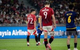 Diễn trò hề ở Đông Nam Á, thầy trò HLV Amorim "đeo mo vào mặt"