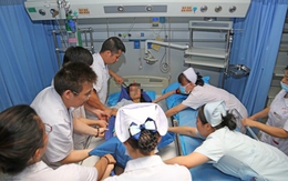 Người đàn ông không uống rượu nhưng chết vì suy gan, bác sĩ thở dài: Ăn 4 món này mỗi ngày thì "gan thép" cũng hỏng!
