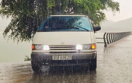 Đẳng cấp giá trị cốt lõi của Toyota: 35 tuổi vẫn 'sẵn sàng xuống biển lên đồi', giá rẻ tiện nghi bất ngờ