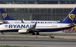 Bức xúc với thuế quan của ông Trump, một hãng hàng không châu Âu dọa hủy mua 330 máy bay Boeing và chuyển sang mua Comac của Trung Quốc